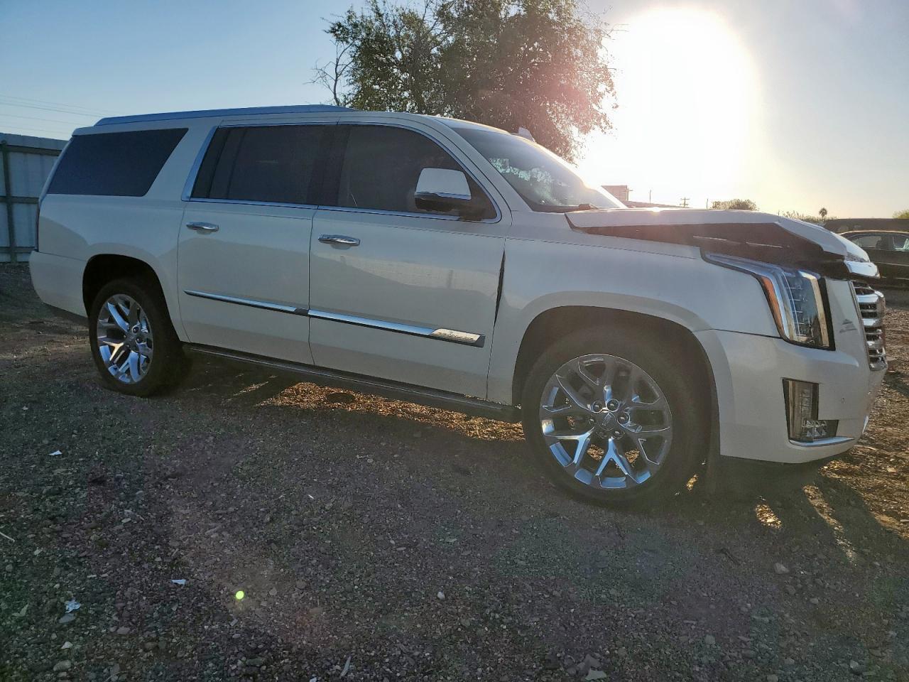 2015 CADILLAC Escalade ESV