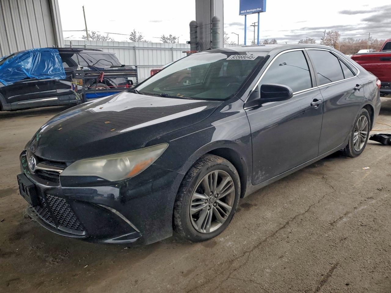 2015 TOYOTA CAMRY