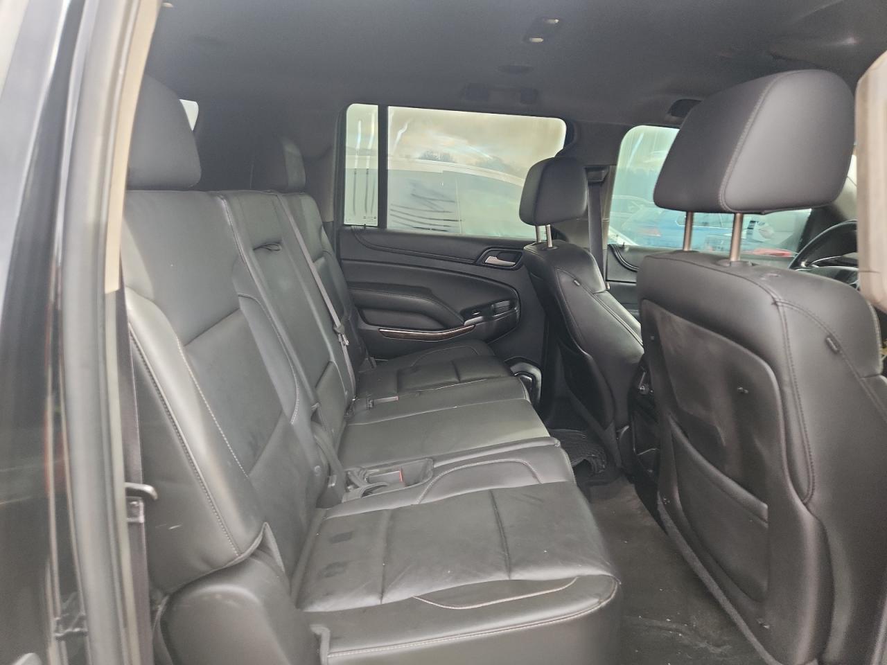 2015 CHEVROLET Suburban