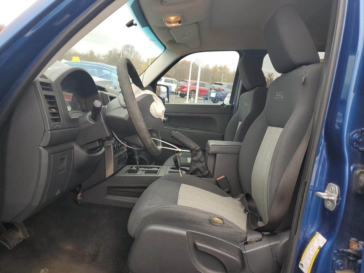 2009 JEEP Liberty