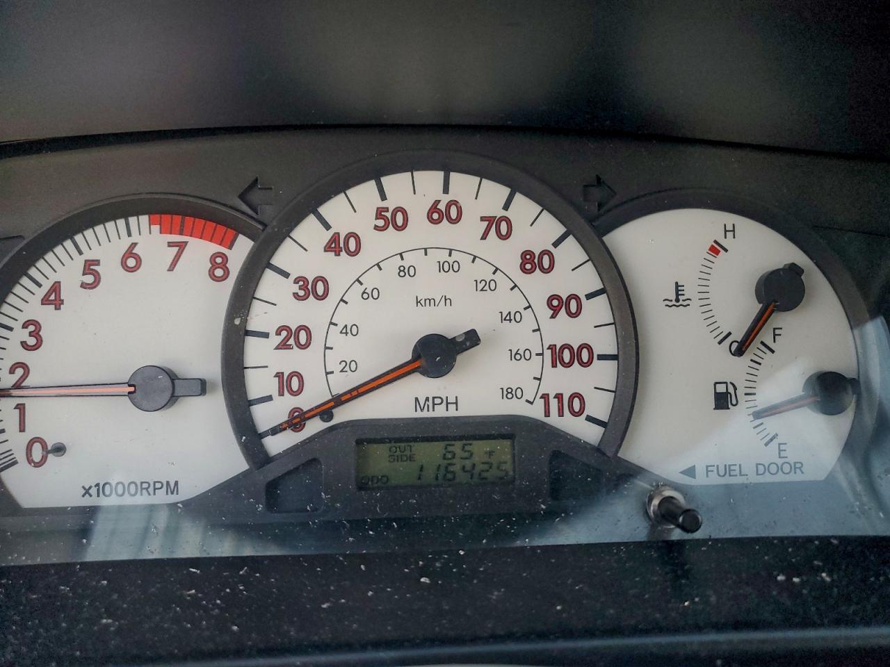 2003 TOYOTA COROLLA