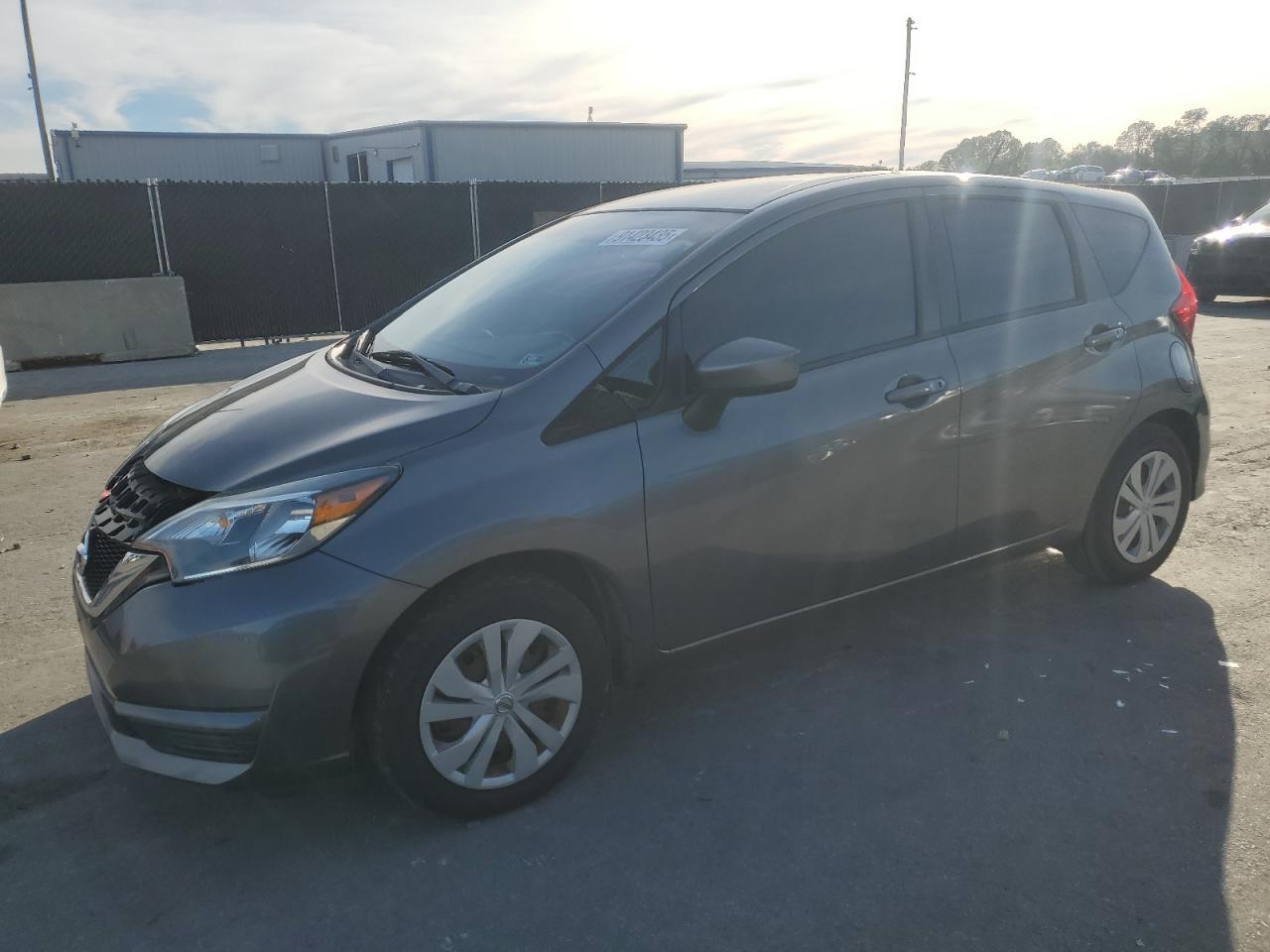 2017 NISSAN Versa Note