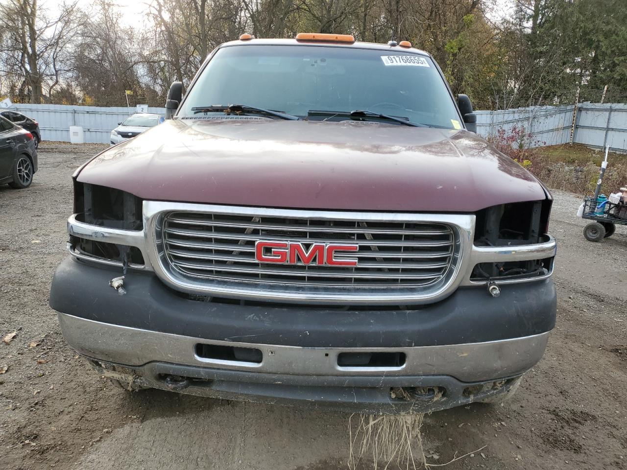2002 GMC Sierra