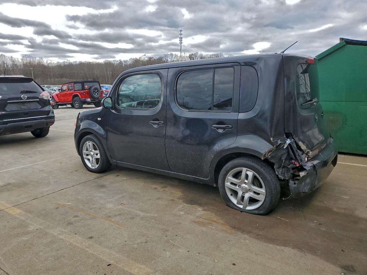 2010 NISSAN CUBE