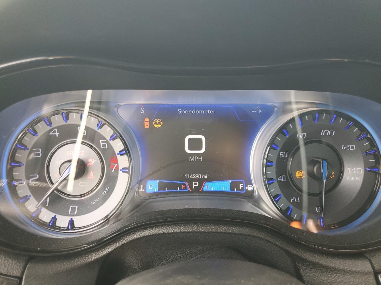 2019 CHRYSLER 300