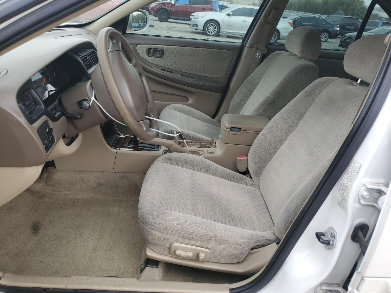 2001 NISSAN ALTIMA