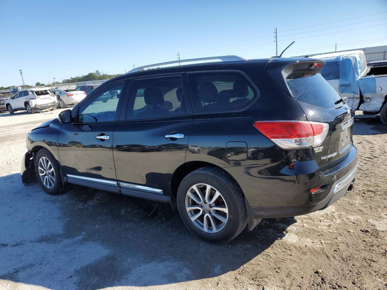 2015 NISSAN PATHFINDER