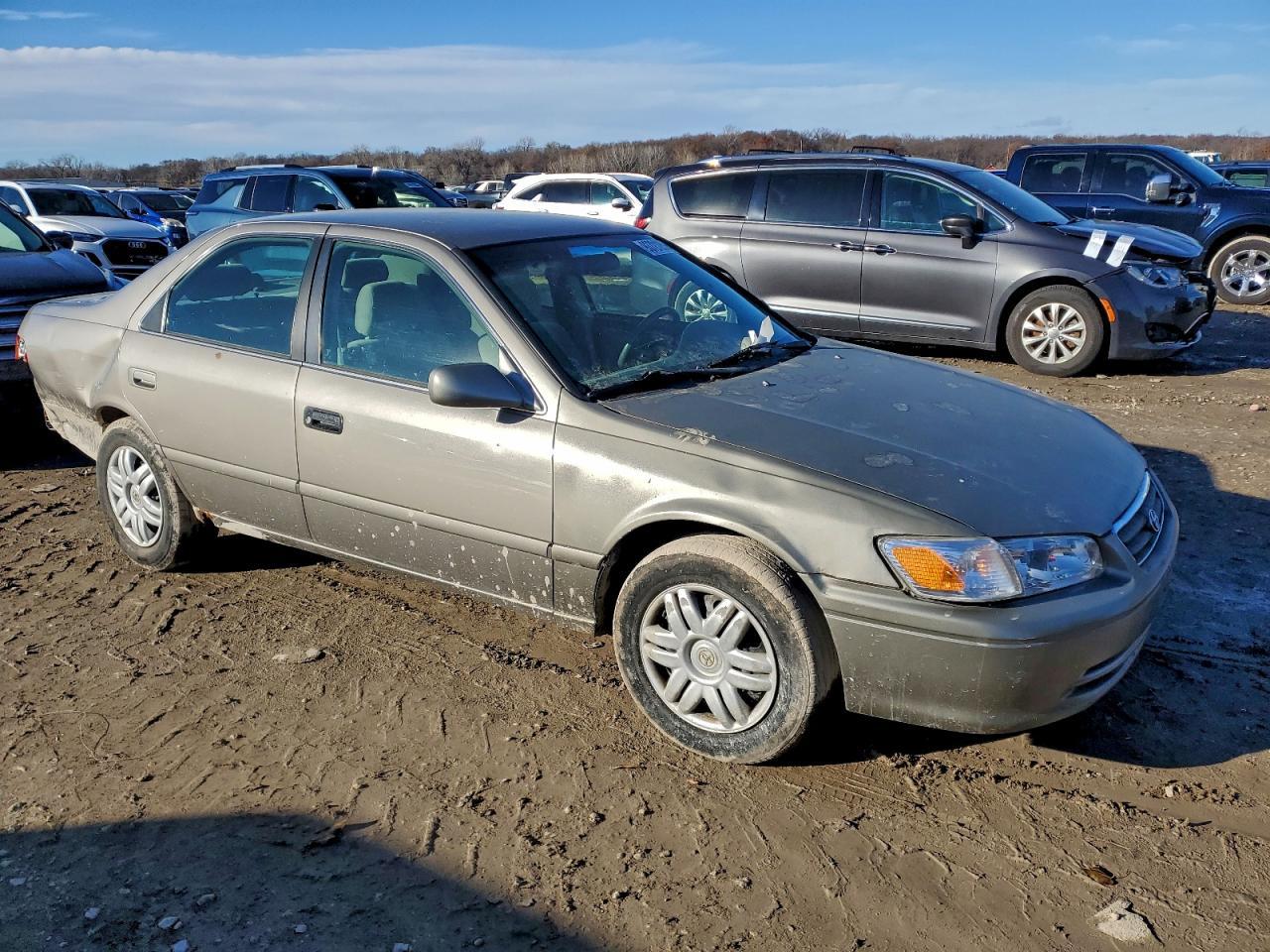 2001 TOYOTA CAMRY