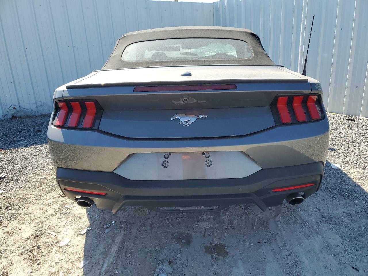 2025 FORD MUSTANG