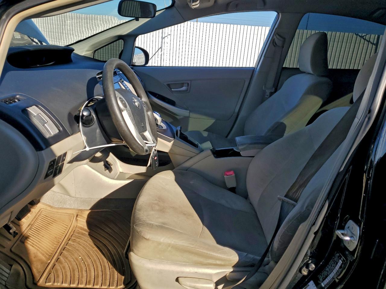 2010 TOYOTA PRIUS
