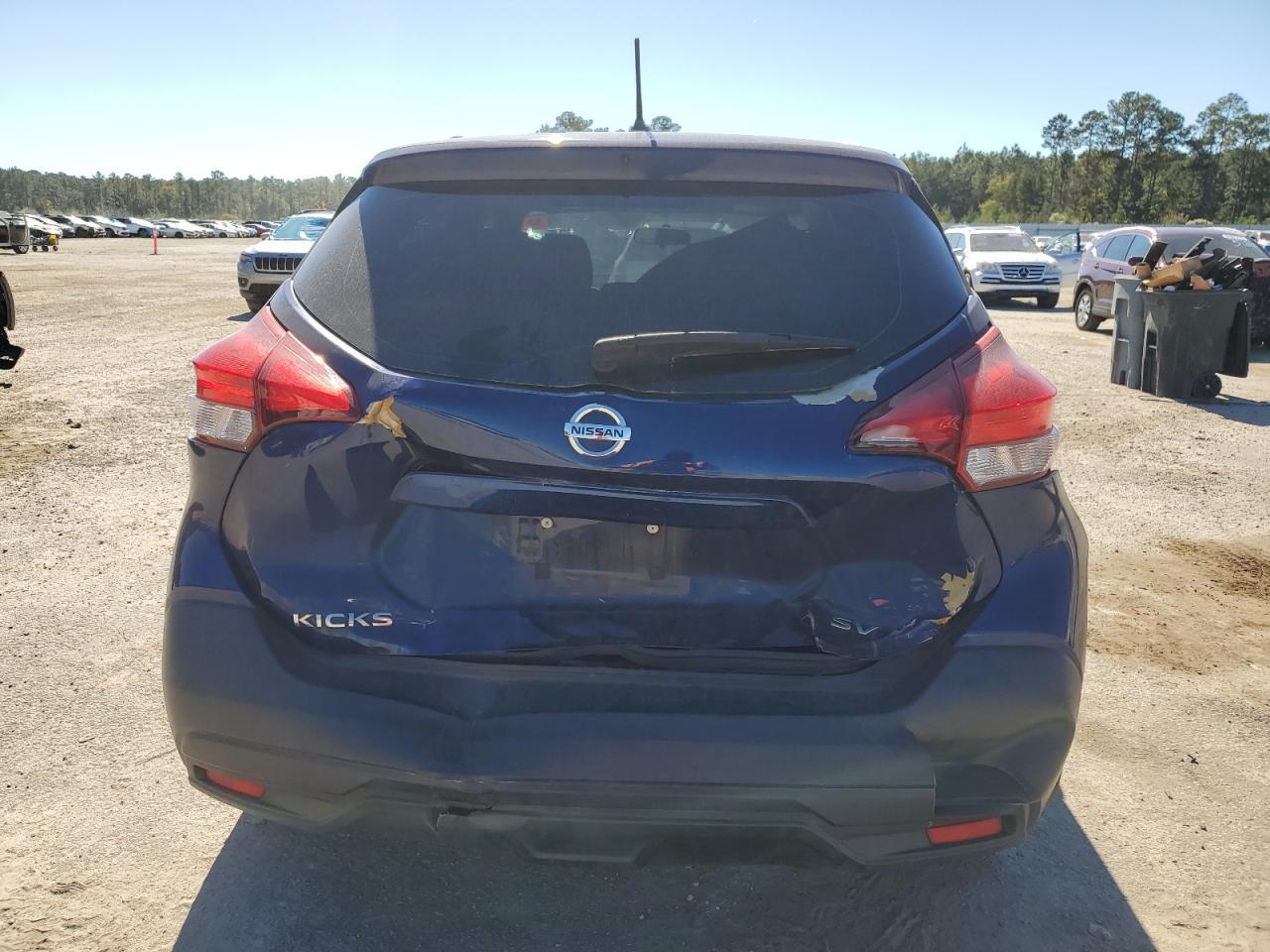 2018 NISSAN KICKS