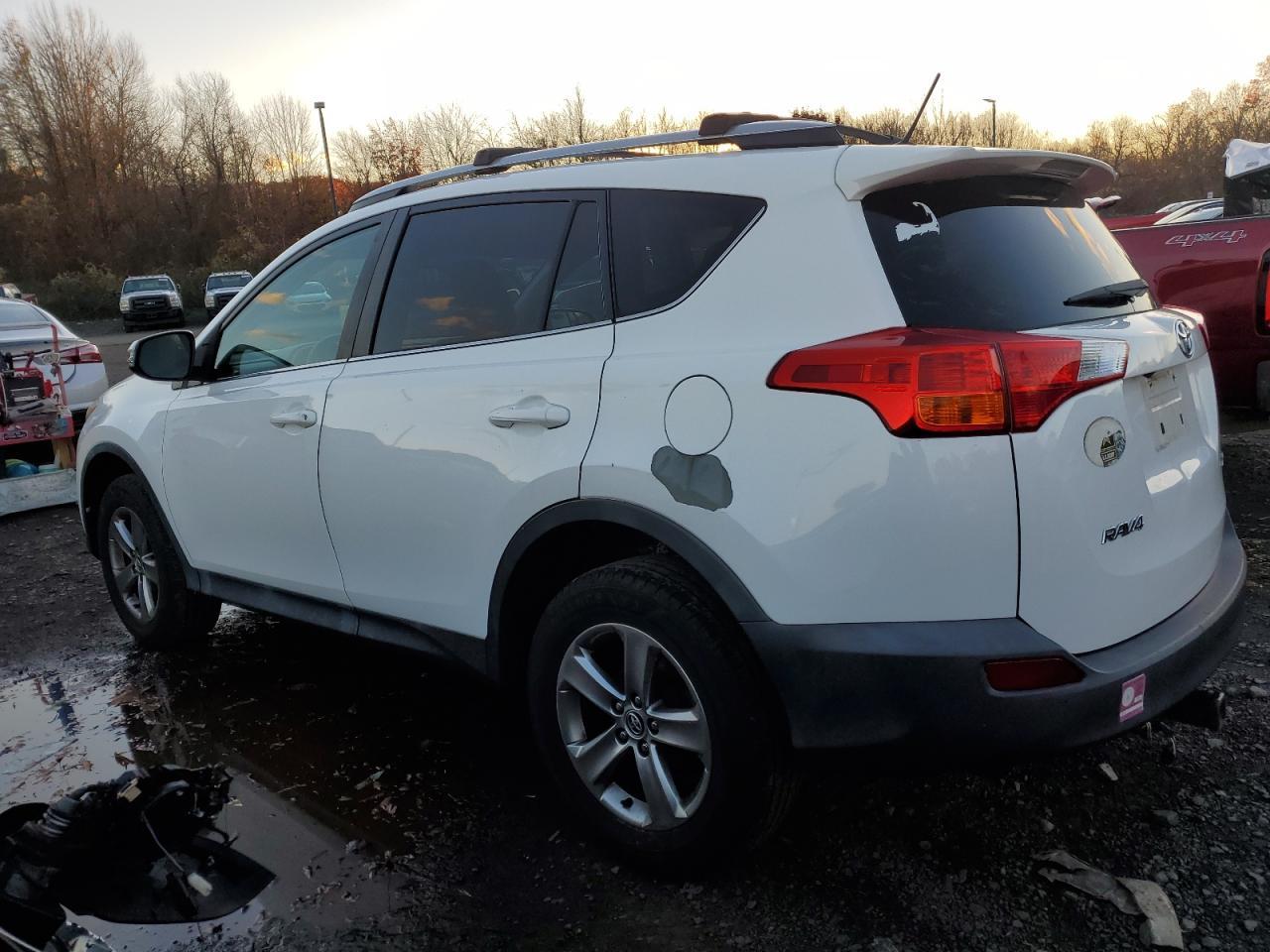 2015 TOYOTA RAV4