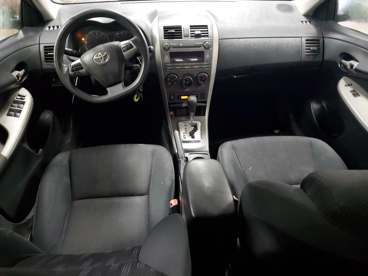 2011 TOYOTA COROLLA