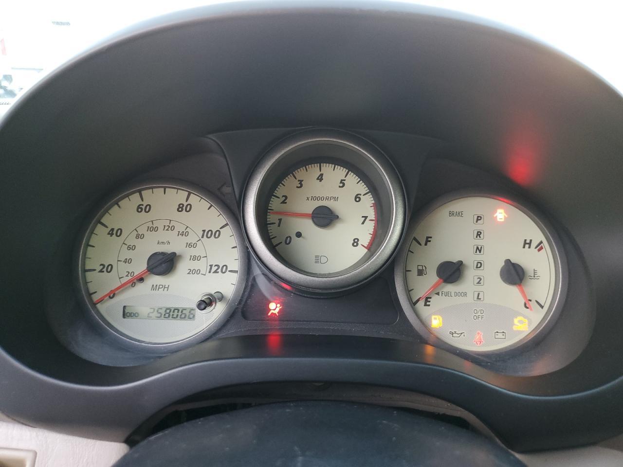 2002 TOYOTA RAV4