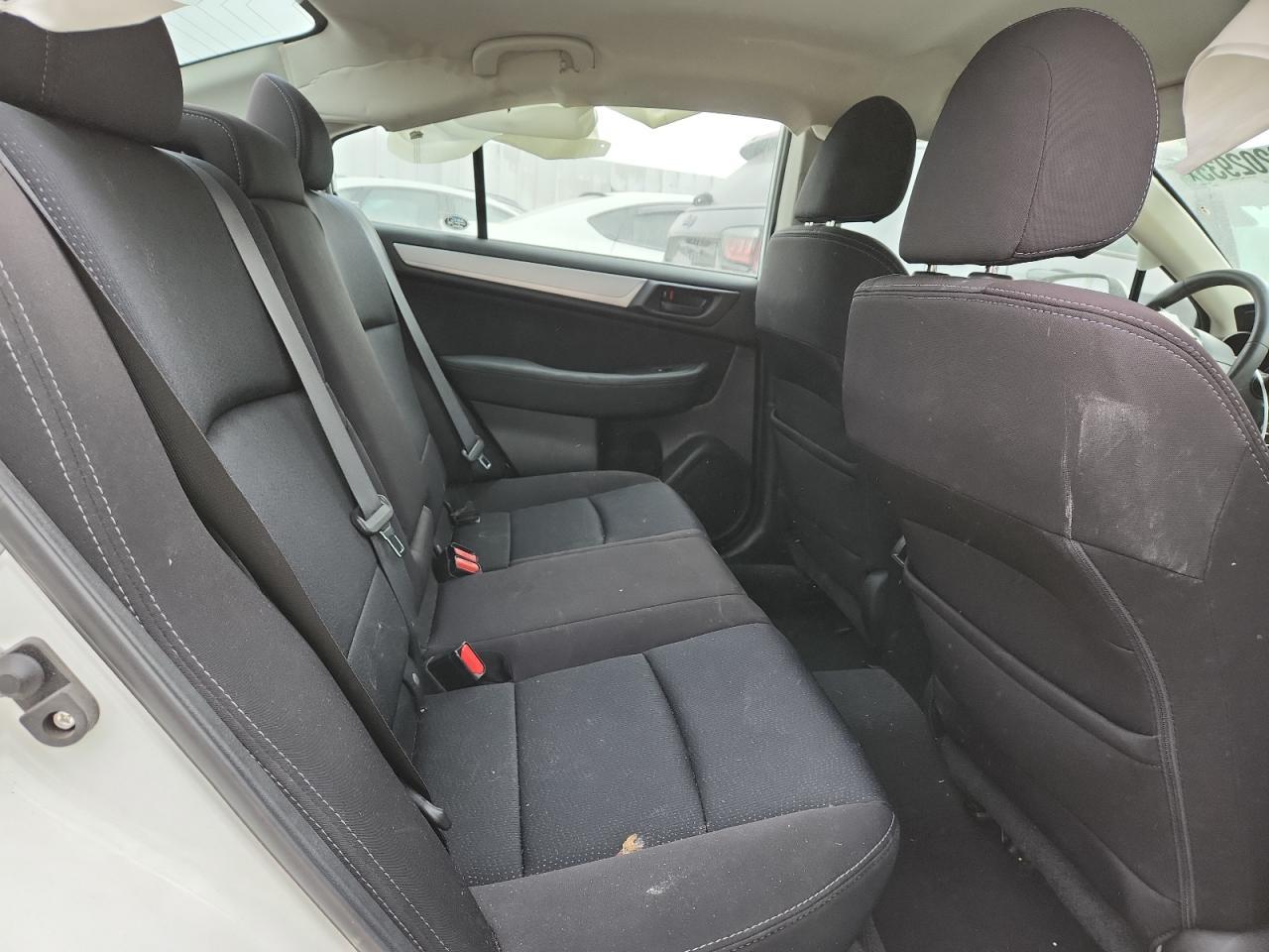 2017 SUBARU Legacy