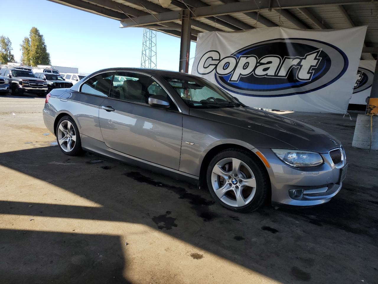 2011 BMW 3 SERIES