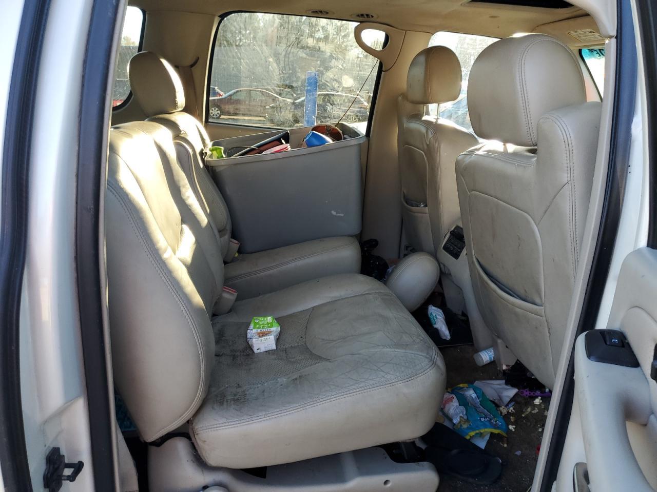 2003 CADILLAC Escalade ESV