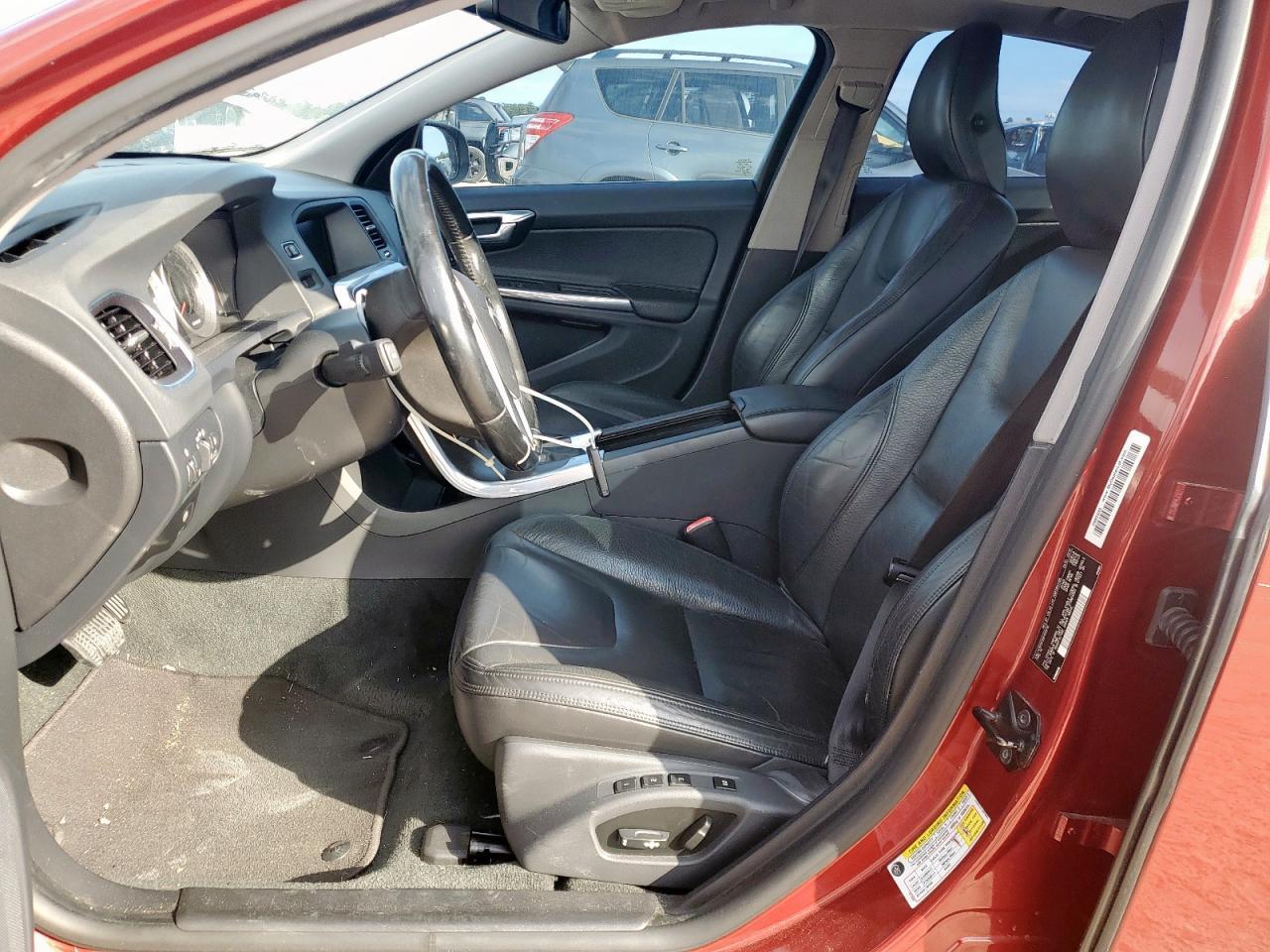 2013 VOLVO S60