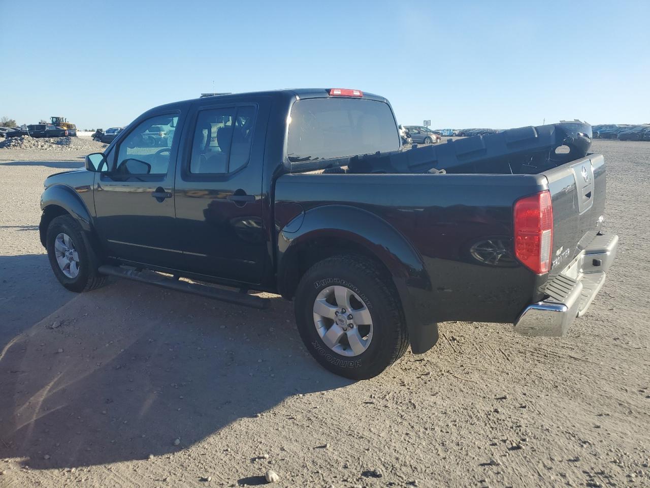 2012 NISSAN Frontier