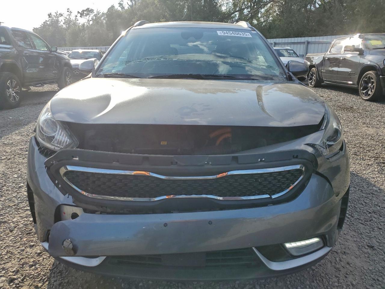 2017 KIA Niro