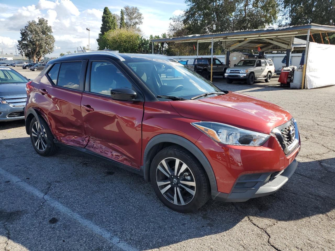 2019 NISSAN KICKS