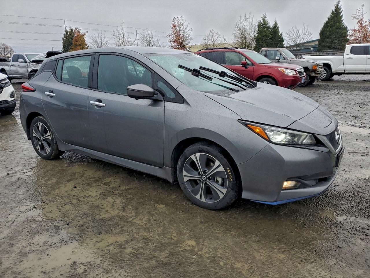 2020 NISSAN LEAF