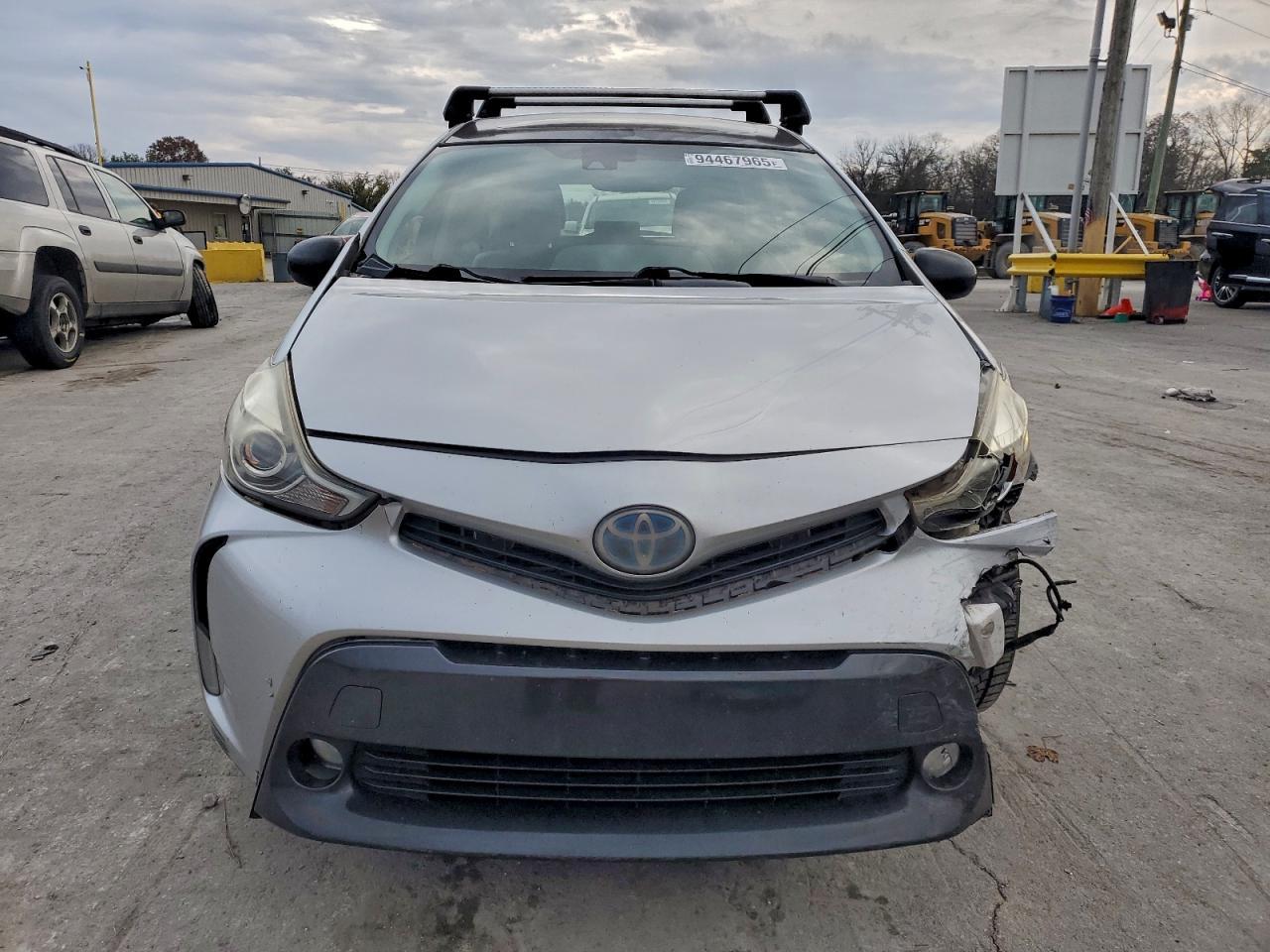 2015 TOYOTA PRIUS V