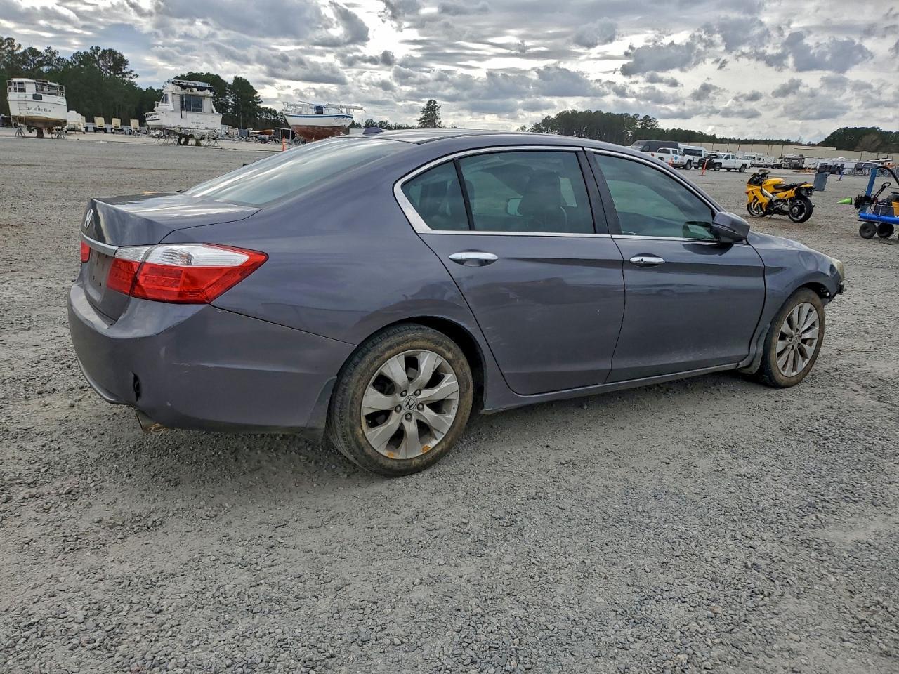 2015 HONDA ACCORD