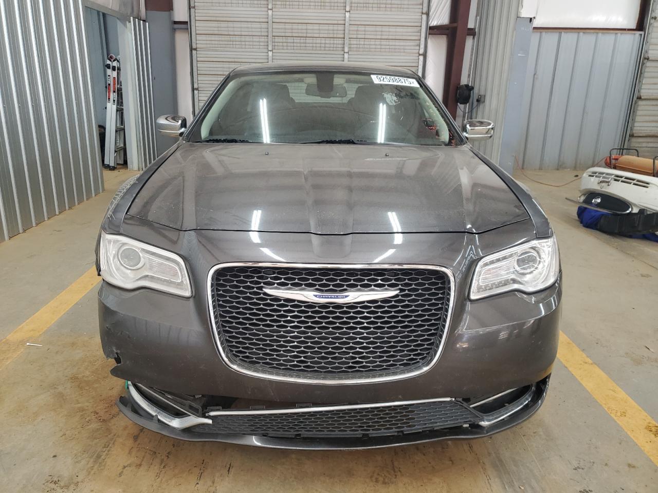 2020 CHRYSLER 300