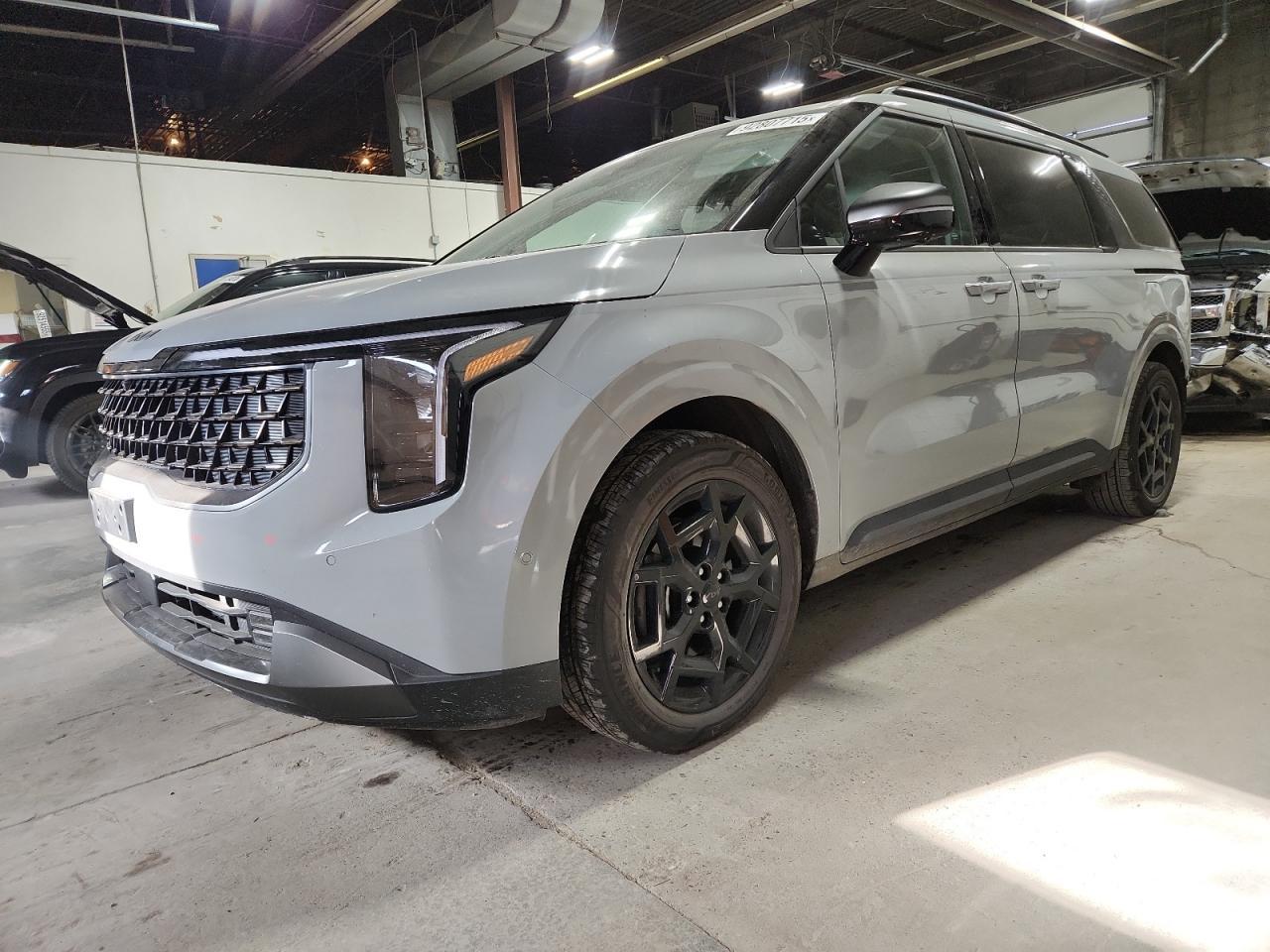 2025 KIA Carnival