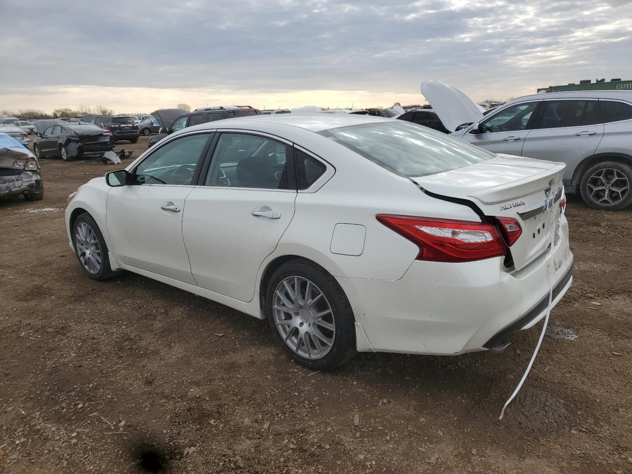 2016 NISSAN ALTIMA