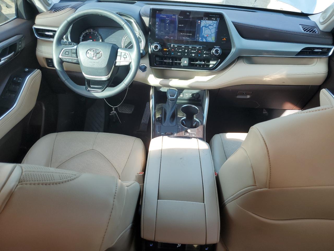 2022 TOYOTA HIGHLANDER