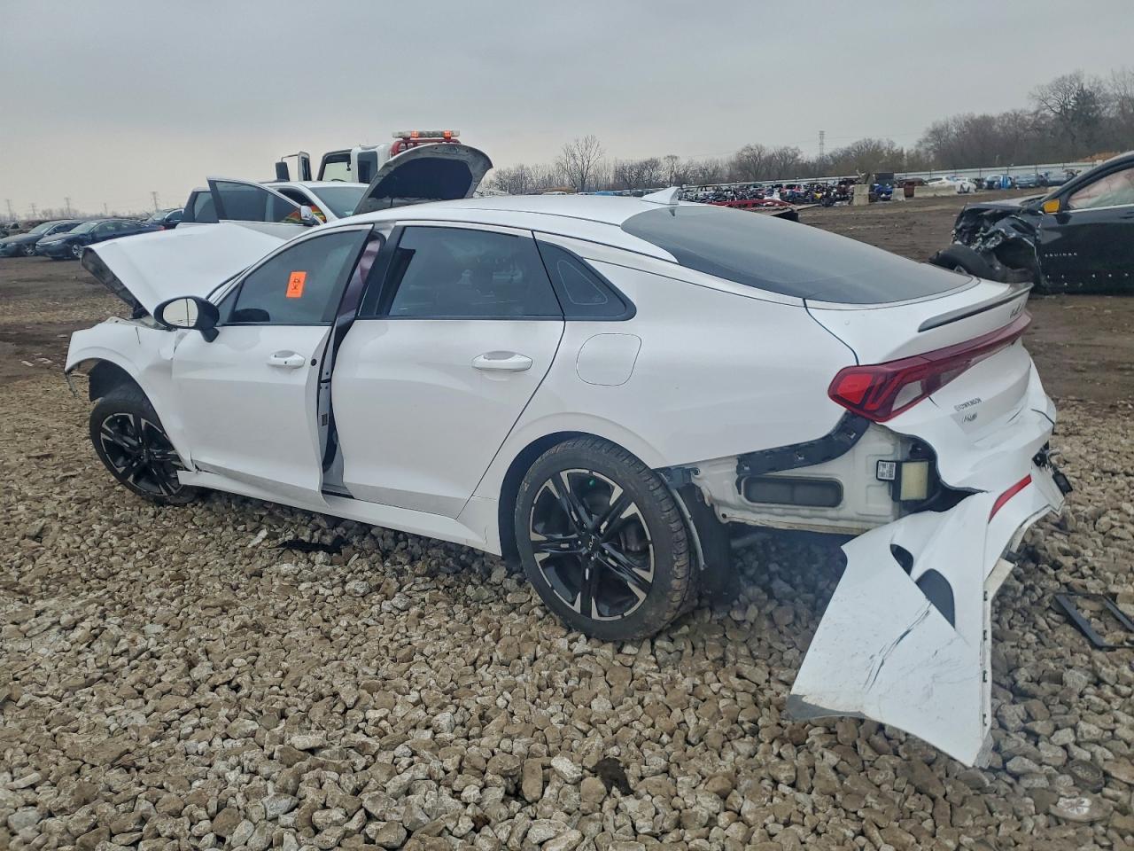 2022 KIA K5