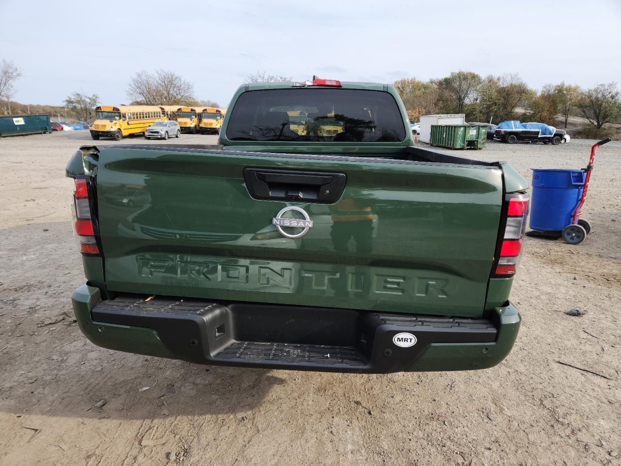 2025 NISSAN Frontier