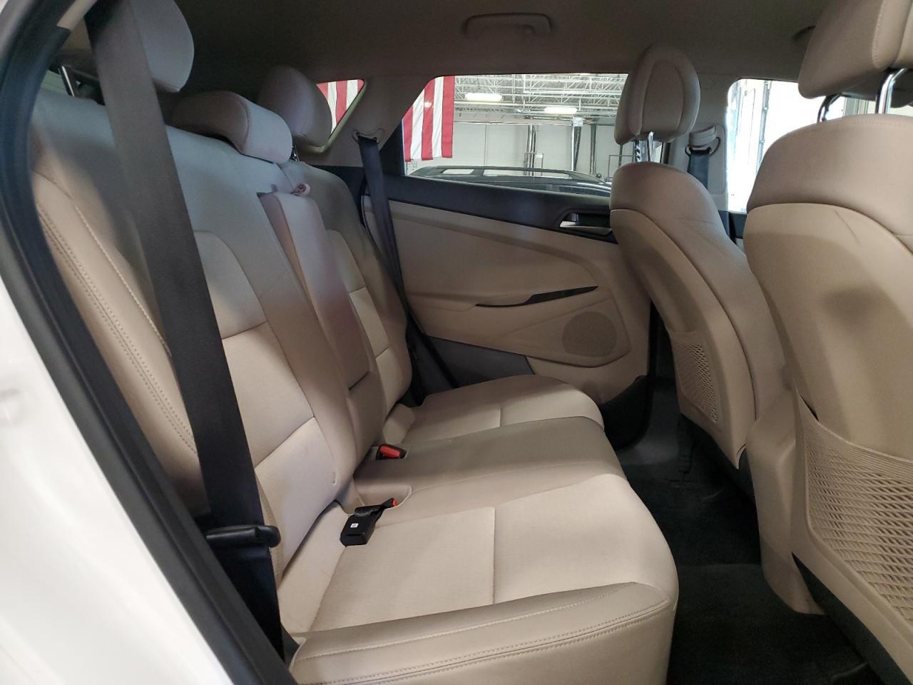 2017 HYUNDAI TUCSON