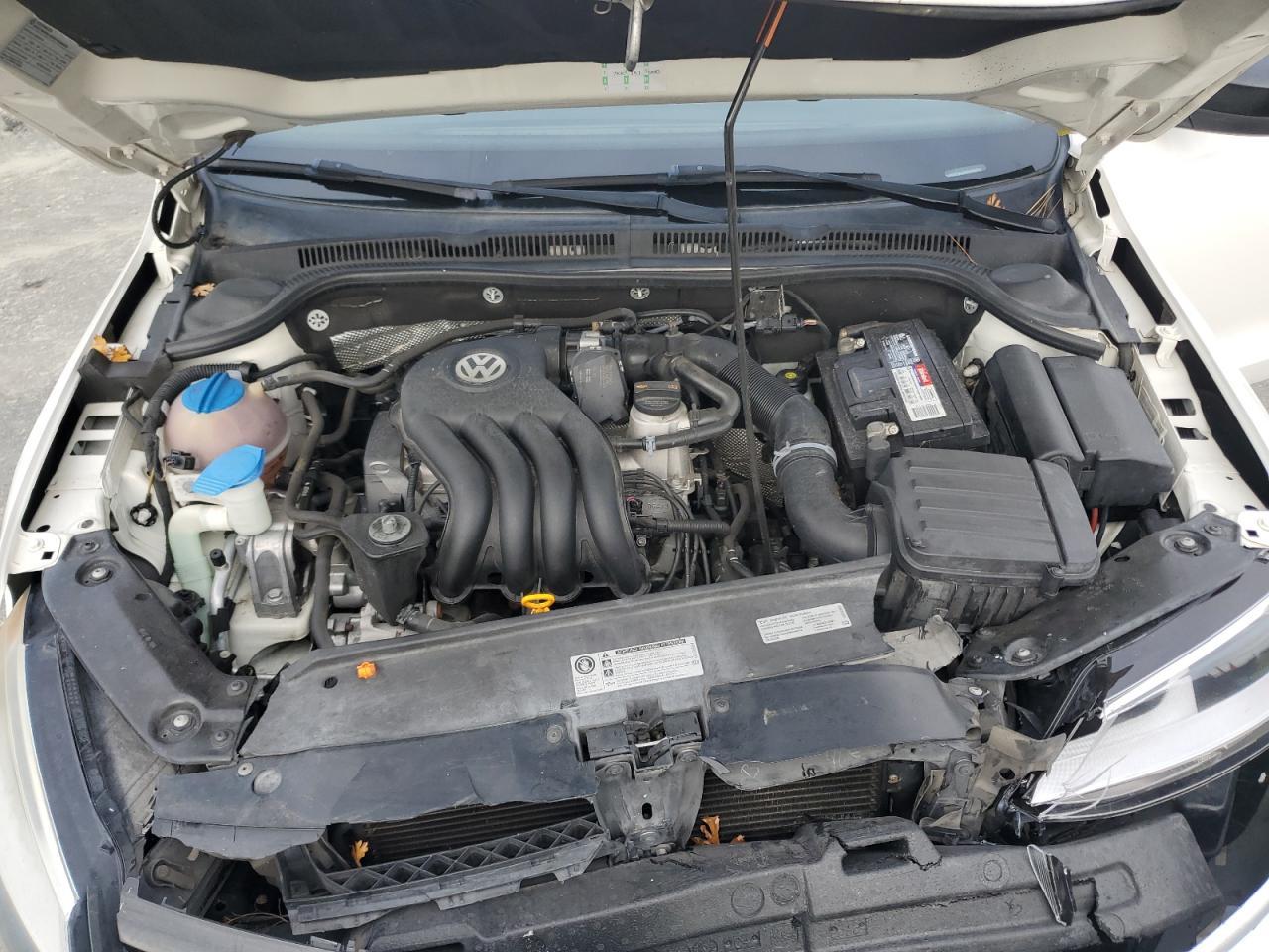 2013 VOLKSWAGEN JETTA