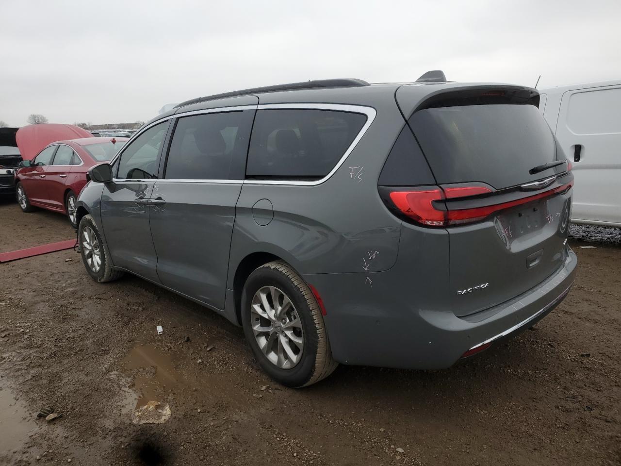 2022 CHRYSLER Pacifica
