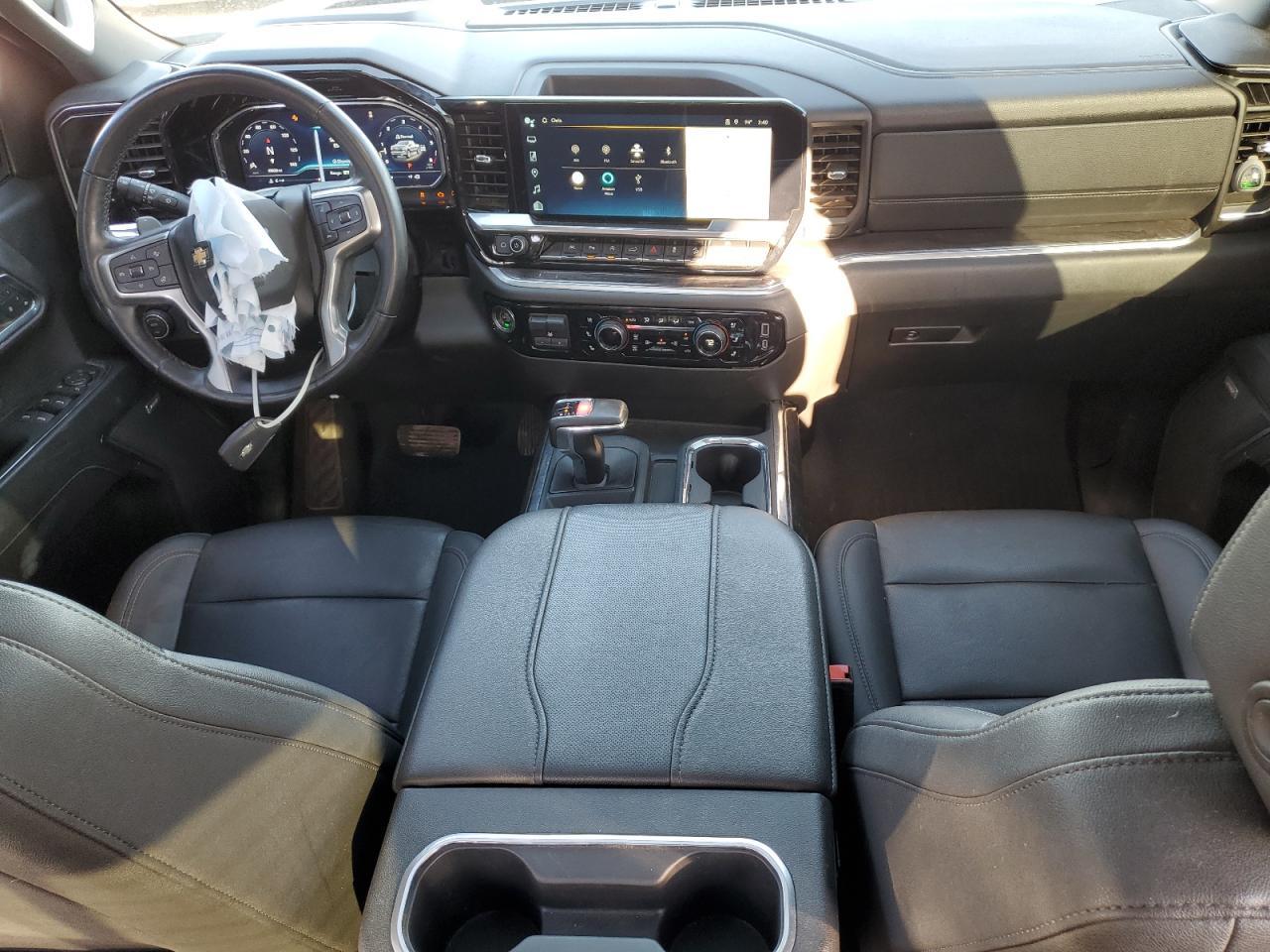 2023 CHEVROLET Silverado