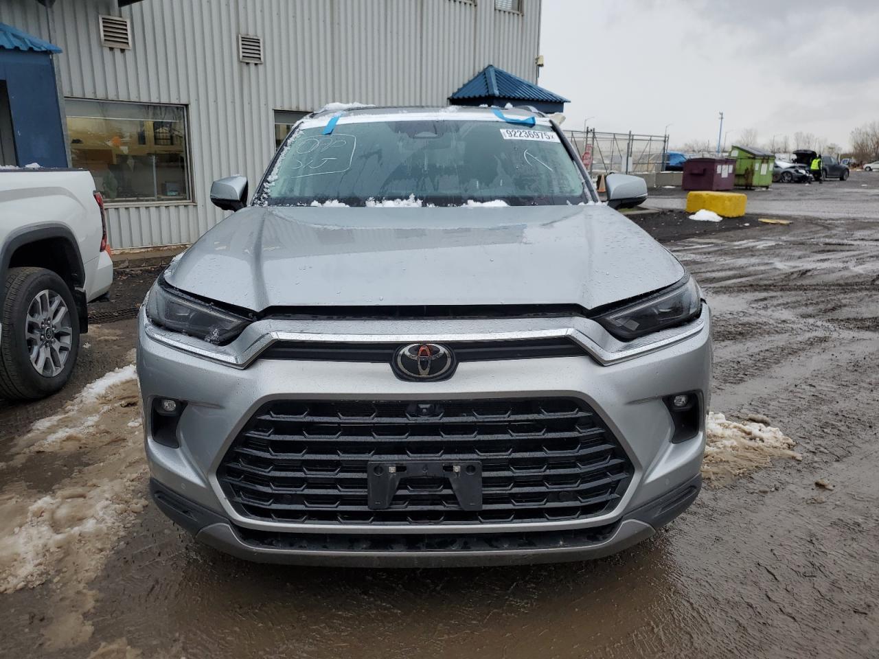 2024 TOYOTA HIGHLANDER