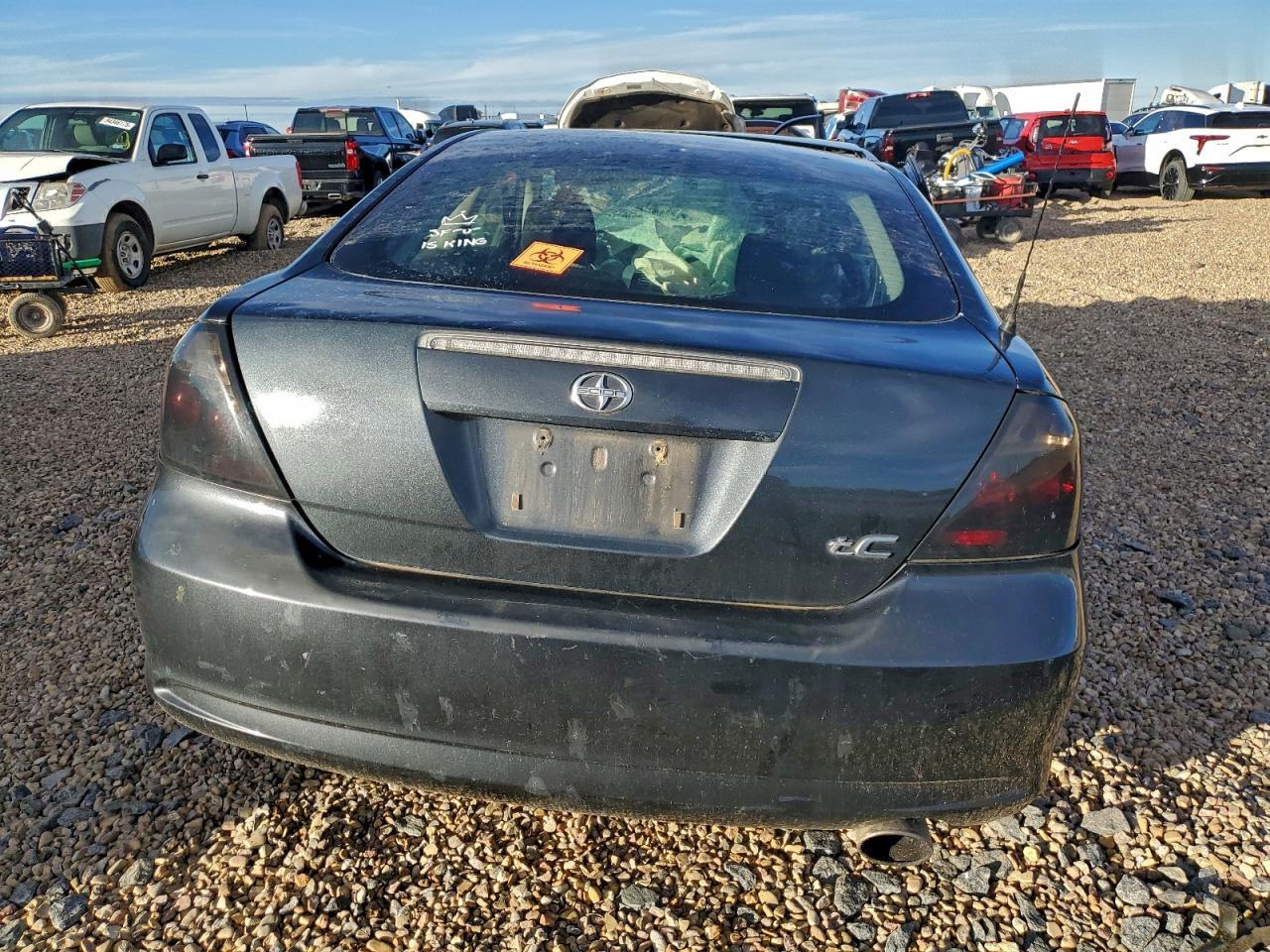 2005 TOYOTA SCION