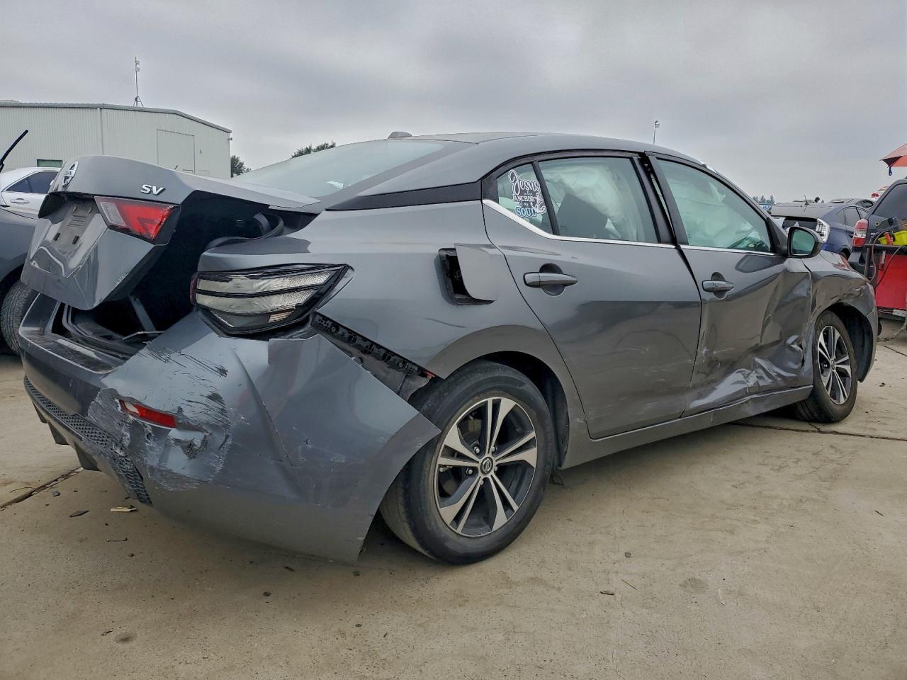2022 NISSAN SENTRA