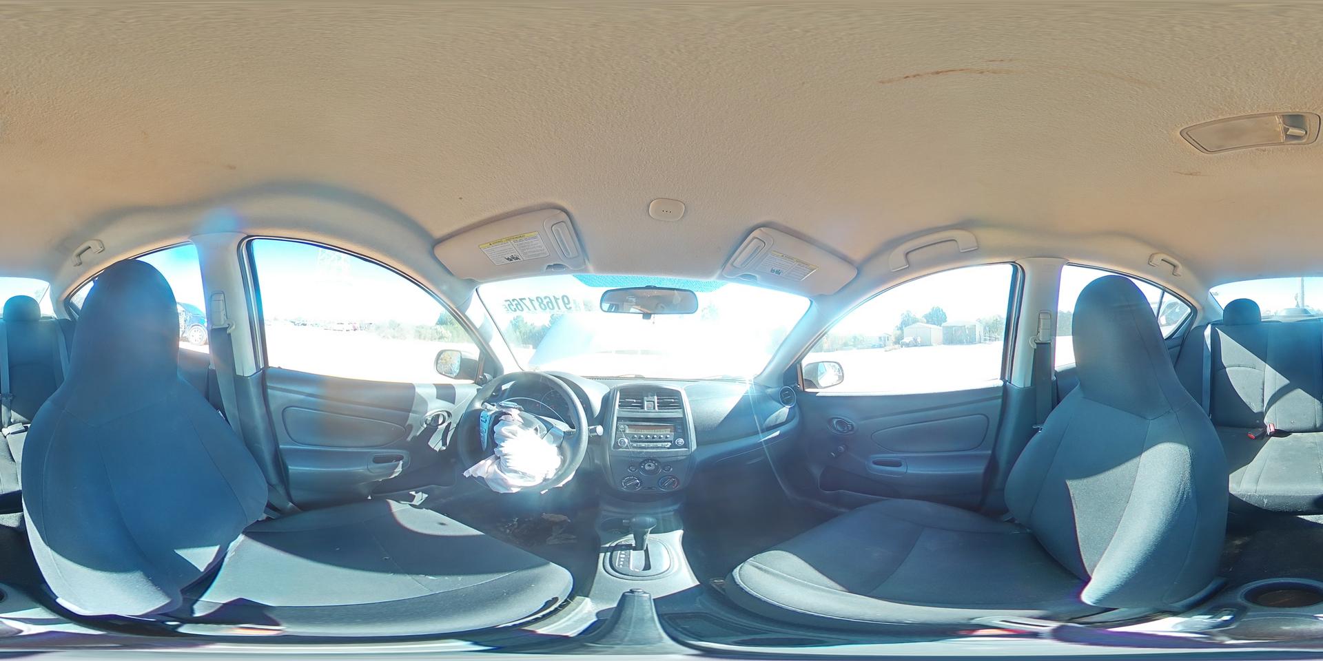 2015 NISSAN VERSA