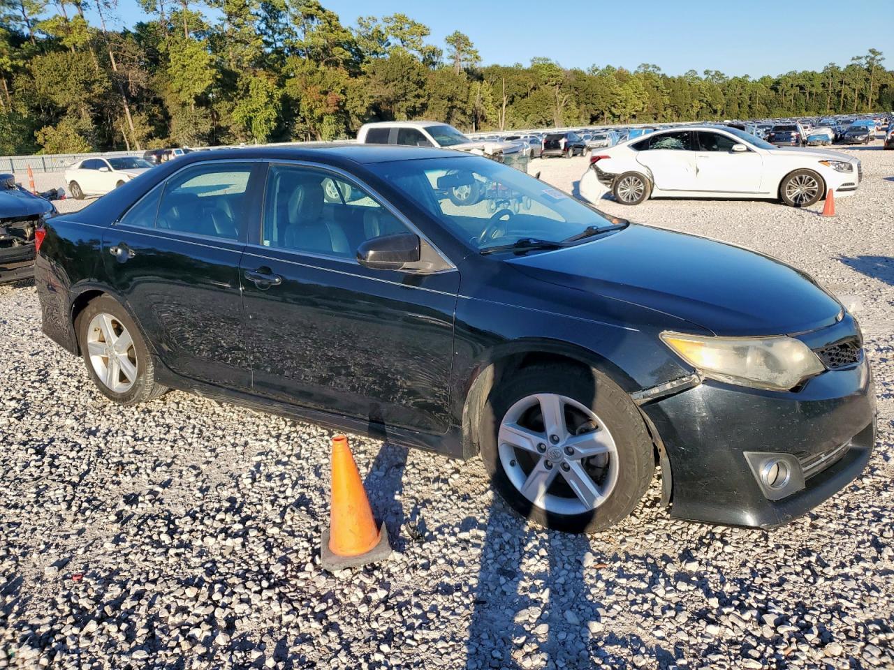 2013 TOYOTA CAMRY