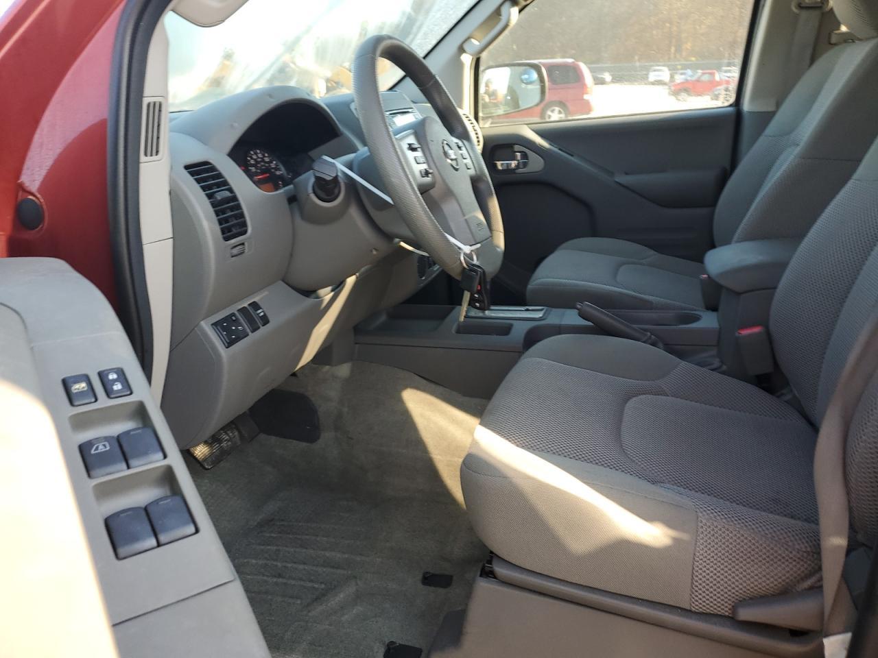 2016 NISSAN Frontier