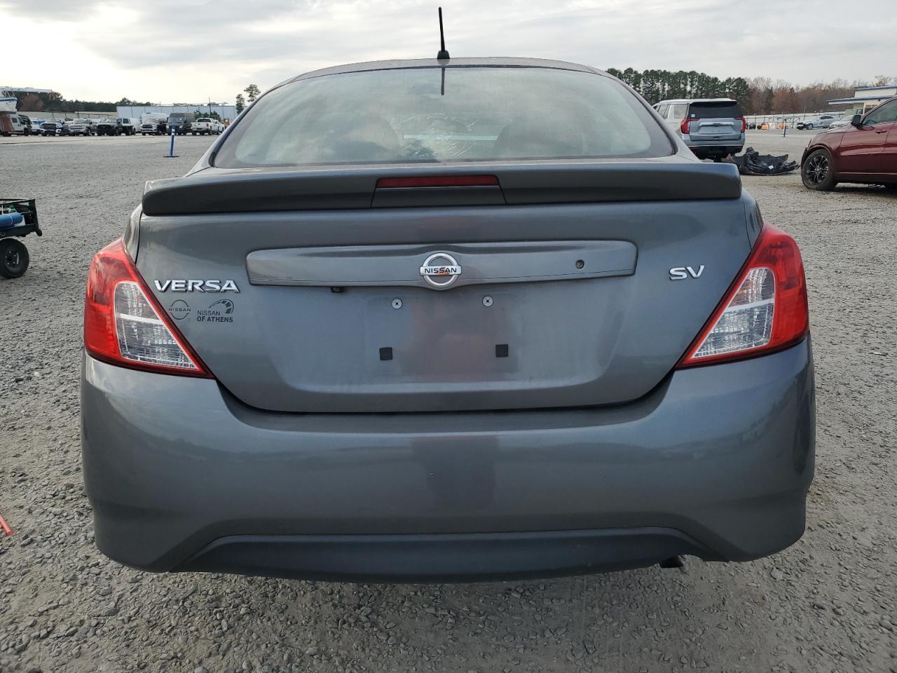2019 NISSAN VERSA