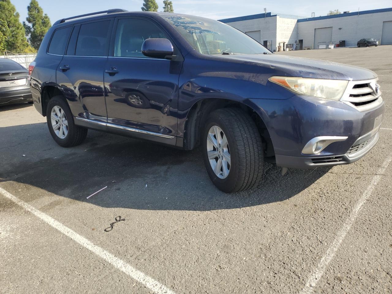 2013 TOYOTA HIGHLANDER