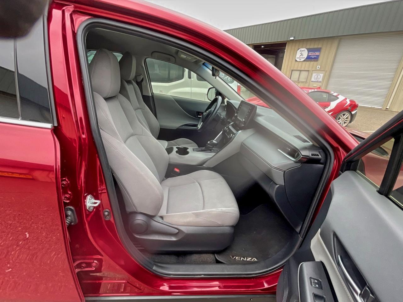 2021 TOYOTA VENZA