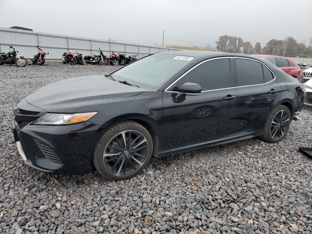 2018 TOYOTA CAMRY