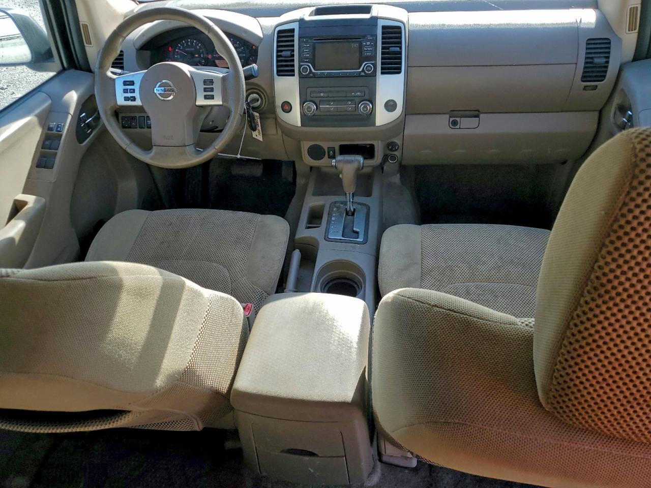 2017 NISSAN Frontier