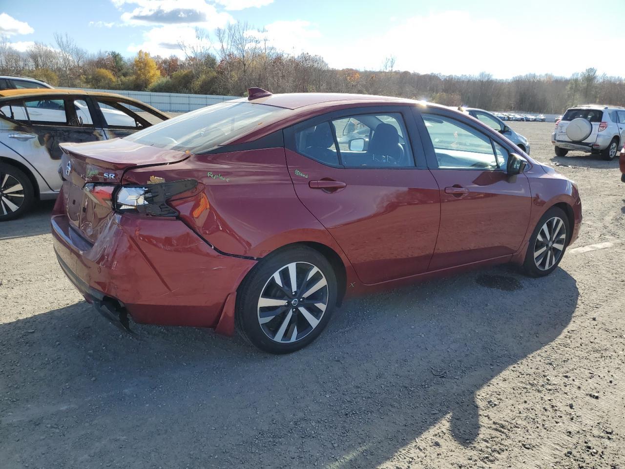 2022 NISSAN VERSA